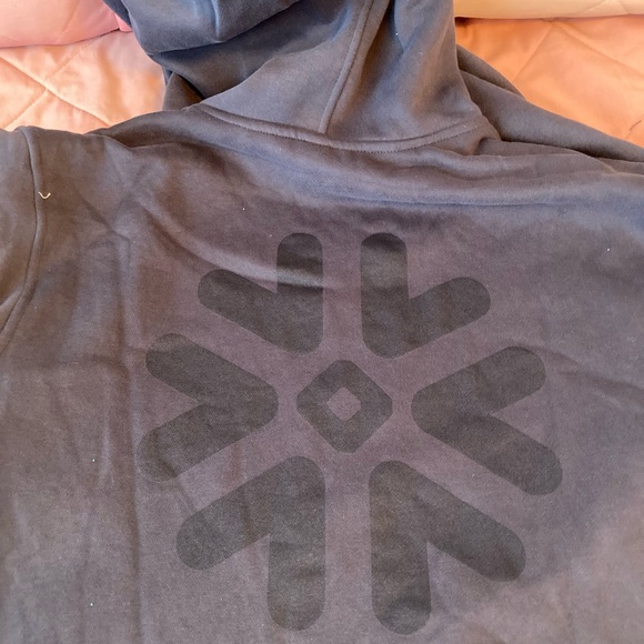 Snowflake Zip up Hoodie sweatshirt navy XL. Quality! Warm!!  NWOT in dustbag - Picture 5 of 6